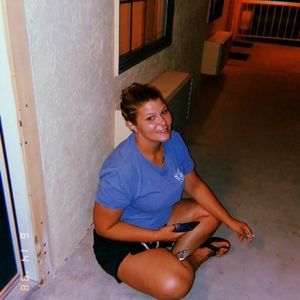 Meet your Posher, Loren